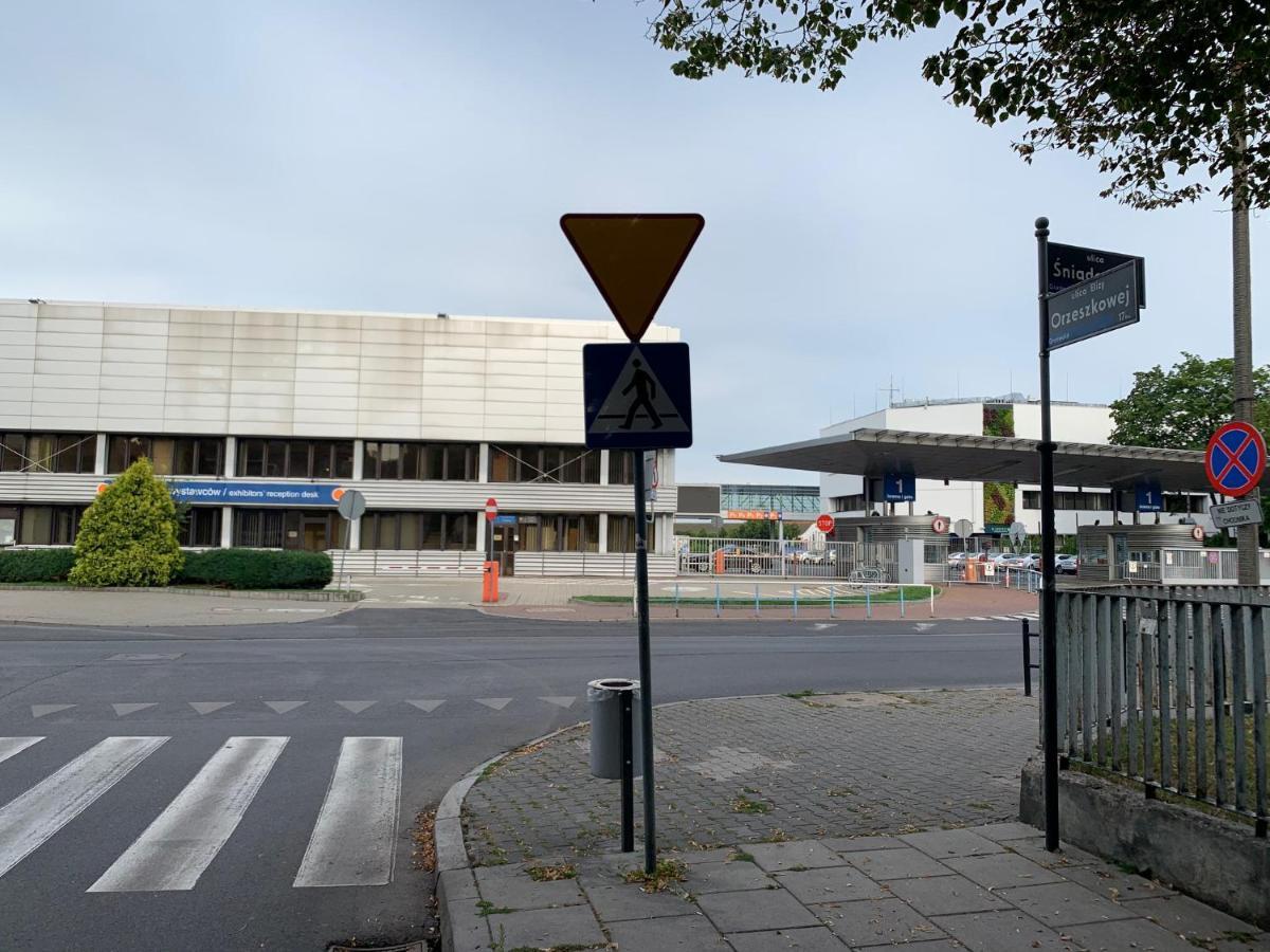 Vesna Rooms Mtp Poznań Eksteriør bilde